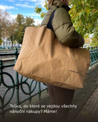 Tahle taška s vámi udrží tempo při všech vánočních nákupech.🎁 _eko taška je tak prostorná a pevná, že se do ní vejdou...